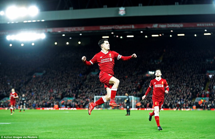 Liverpool thắng 5-0, kết thúc năm 2017 với vị trí thứ tư